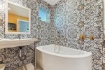 Hall bathroom at Whaletopia